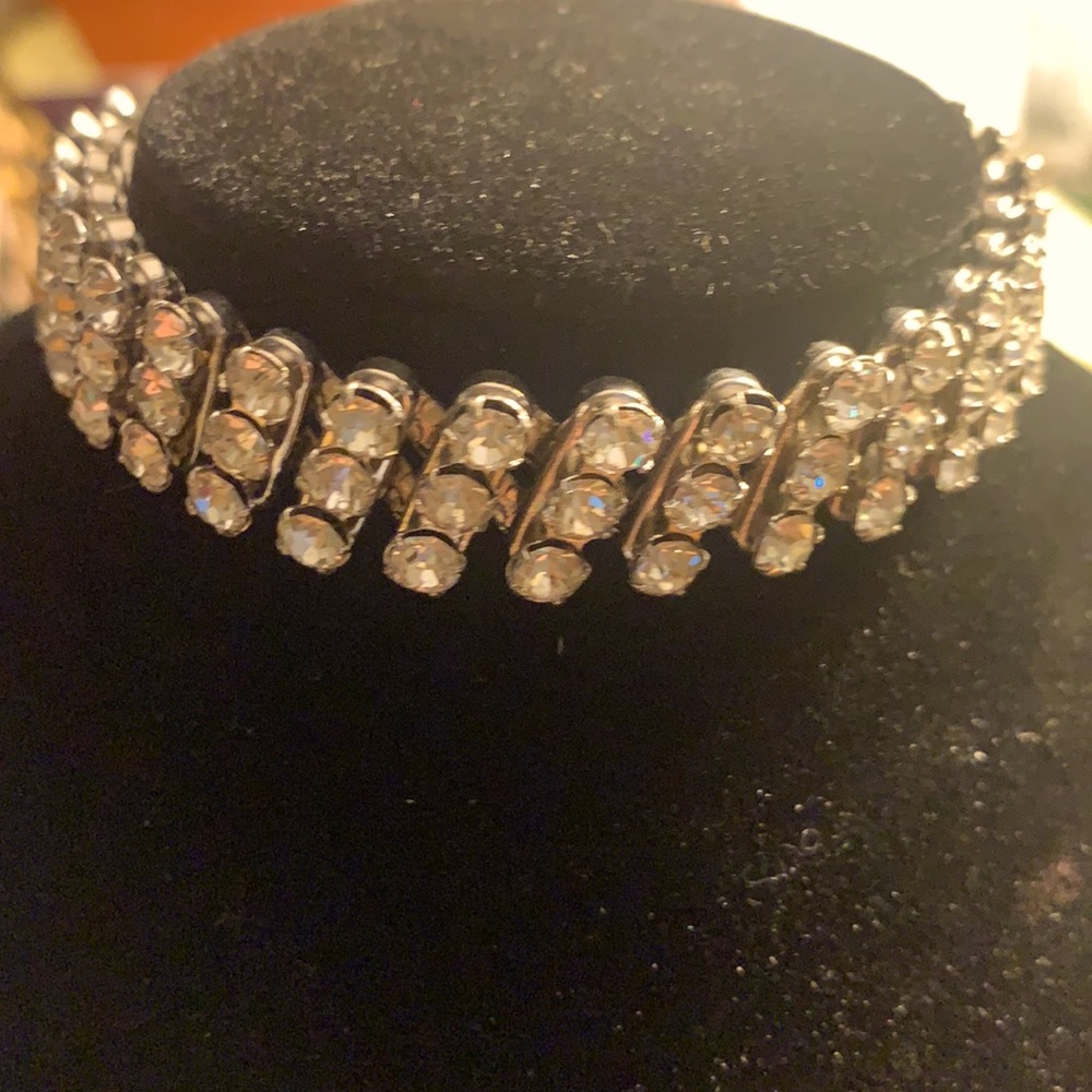 Vintage Mid Century Rhinestone stretch bracelet